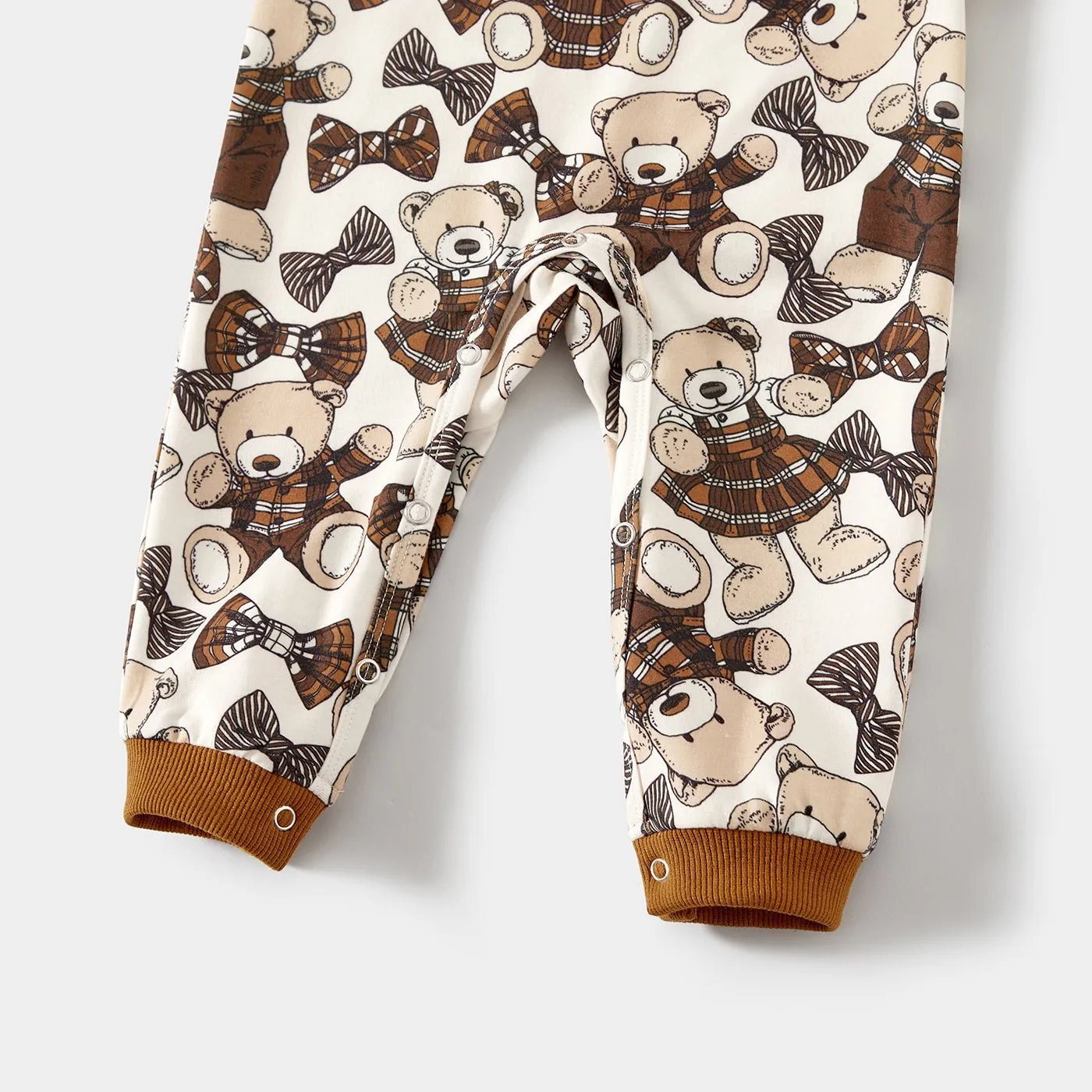 Family Matching Bear Print Knitted Tops